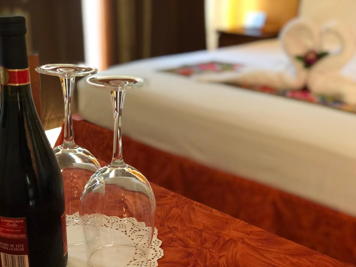 ואיאדוליד Hotel Real Colonial מראה חיצוני תמונה
